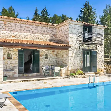 فيلة Lida Aresti By Sealand *