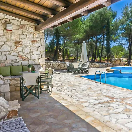 Lida Aresti By Sealand Agios Leon