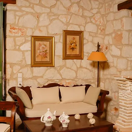 Lida Aresti By Sealand Villa *