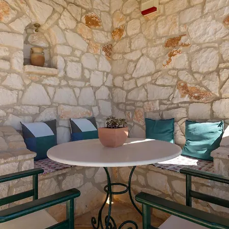Lida Aresti By Sealand Villa