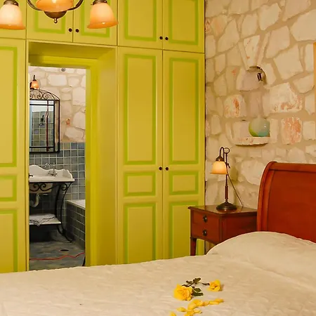 Lida Aresti By Sealand